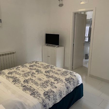 Crocelle Room Равело Екстериор снимка