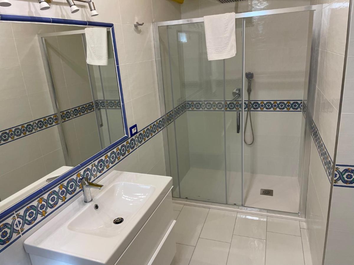 Crocelle Room Равело Екстериор снимка